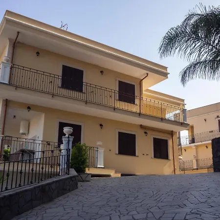 Viaggio In Sicilia Gravina di Catania